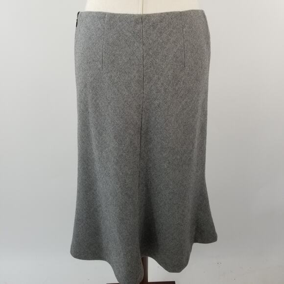 Banana Republic Gray Chevron Wool Lined Side Zip Size 10 - Picture 3 of 6